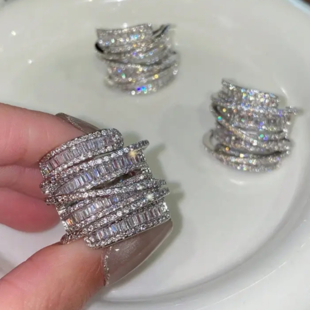 Elegant Silver Fashion Crystal Women's Ring NIP - Picture 4 of 5